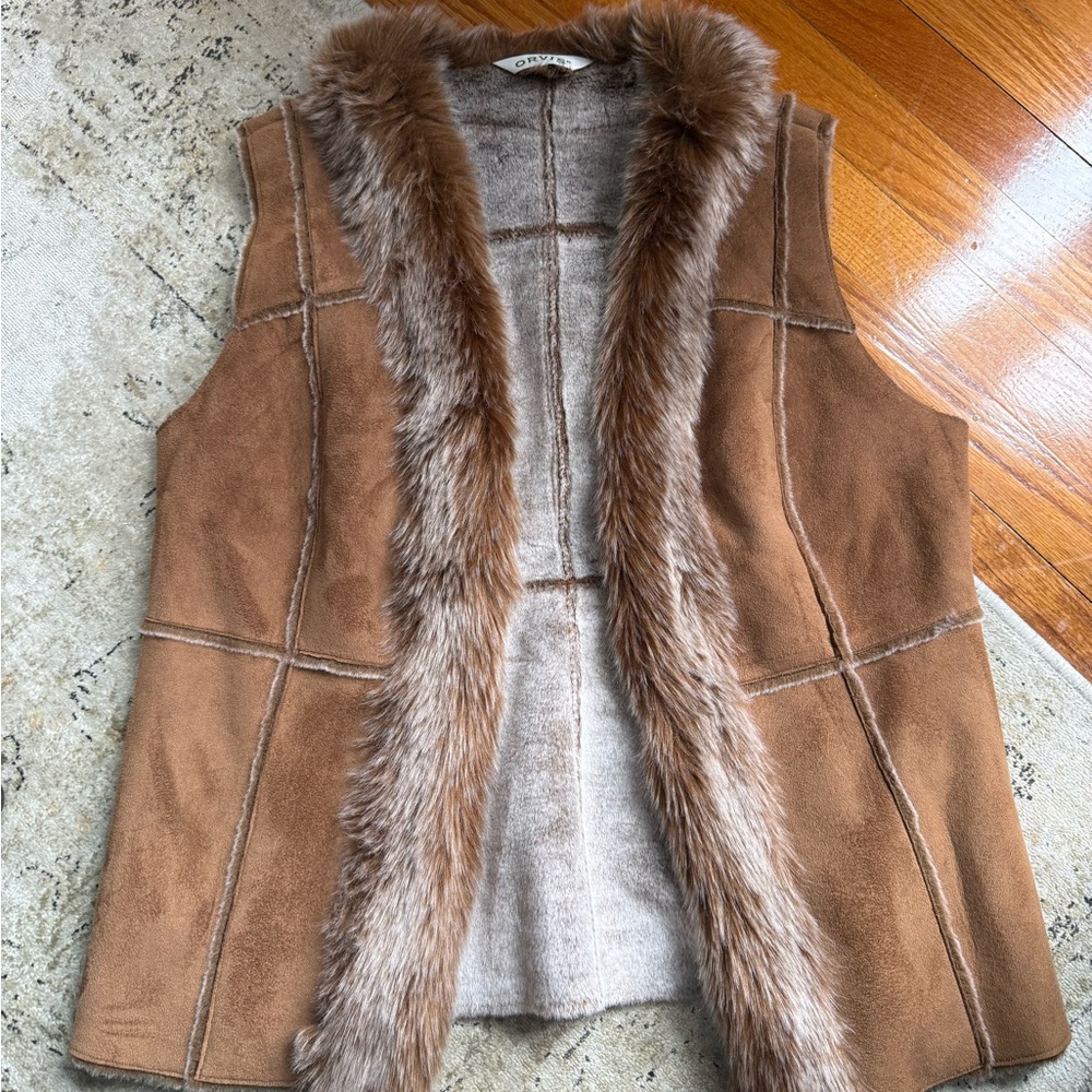 Orvis Tan Faux Fur Vest